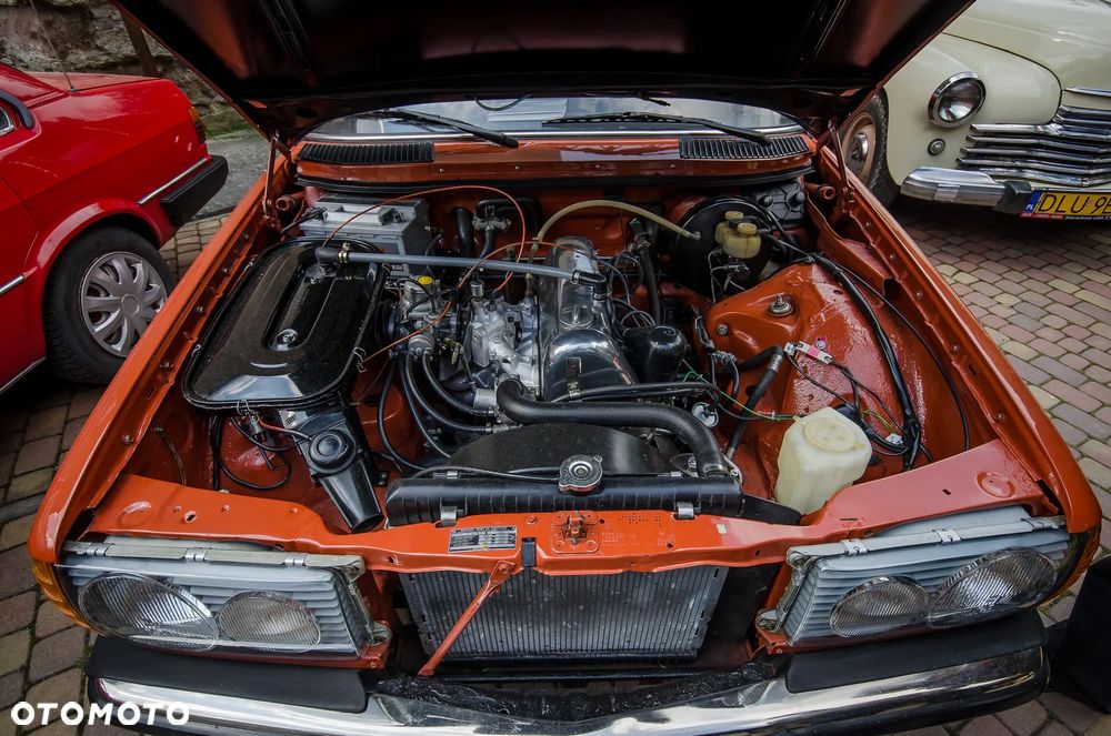 Mercedes-Benz W123 - 11