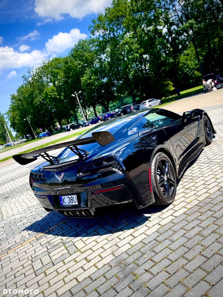 Chevrolet Corvette - 28