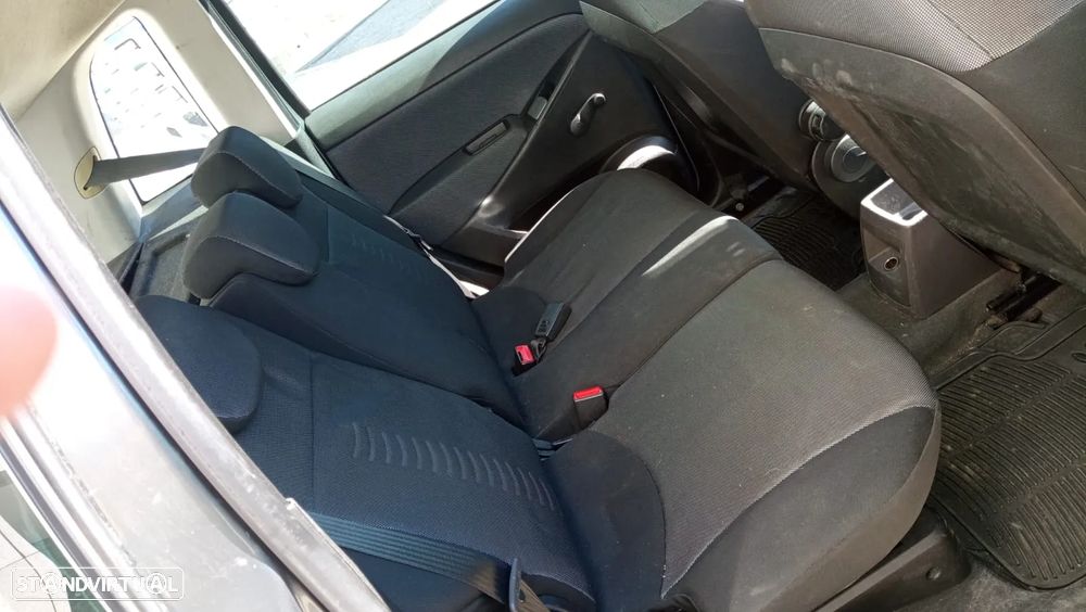 Fiat Idea 1.3 M-Jet Emotion - 16