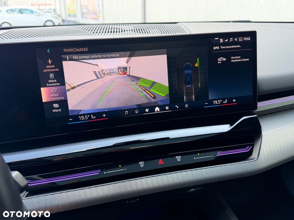 BMW Seria 5 520d xDrive mHEV - 31