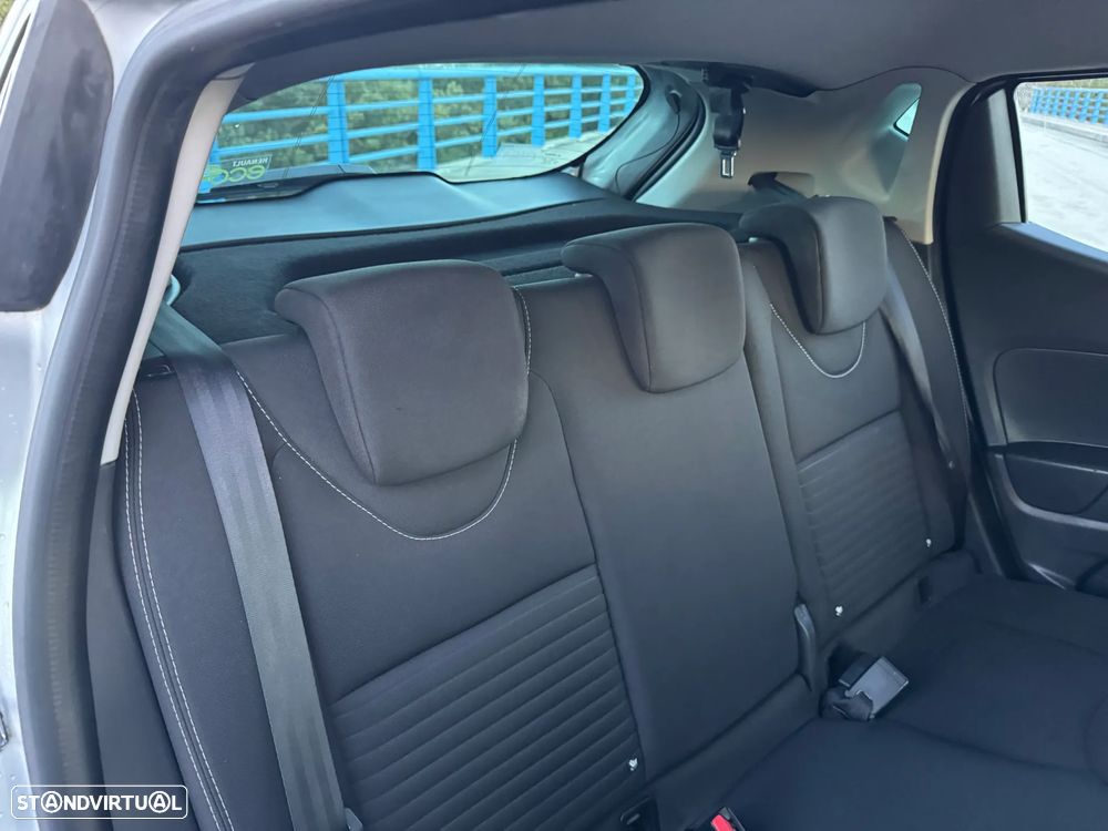 Renault Clio dCi 90 Limited - 22