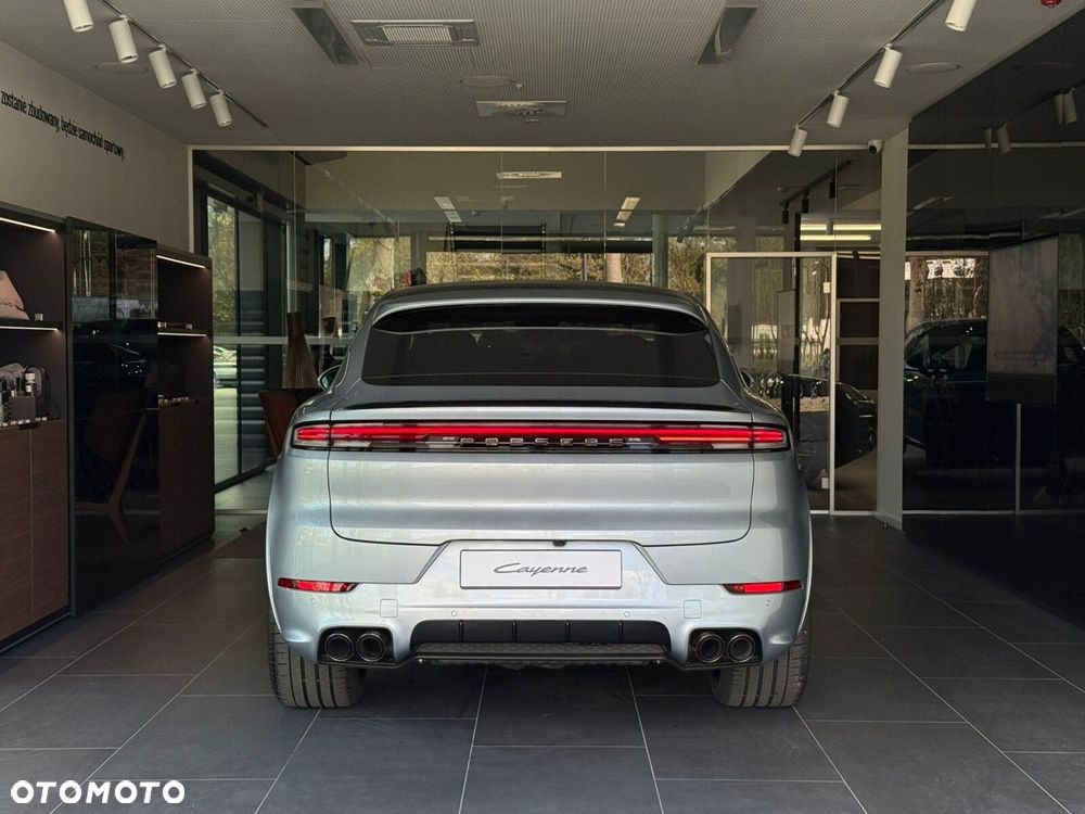 Porsche Cayenne - 5