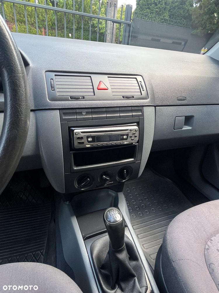 Skoda Fabia 1.4 Fresh - 11