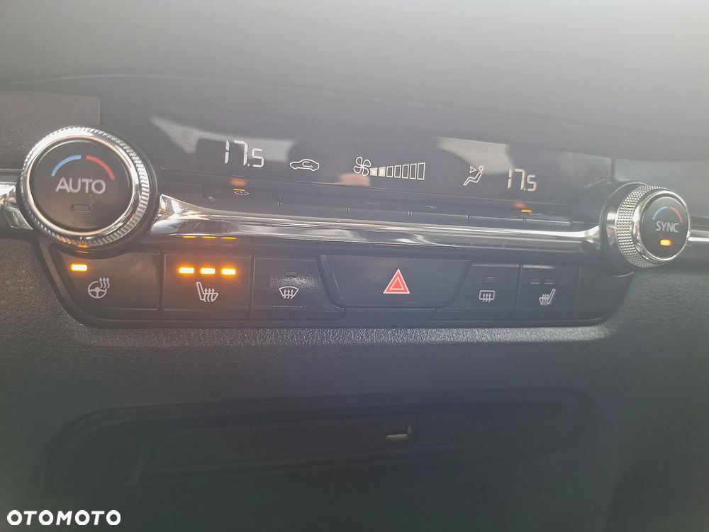 Mazda CX-30 SKYACTIV-X 2.0 M-Hybrid SELECTION - 19