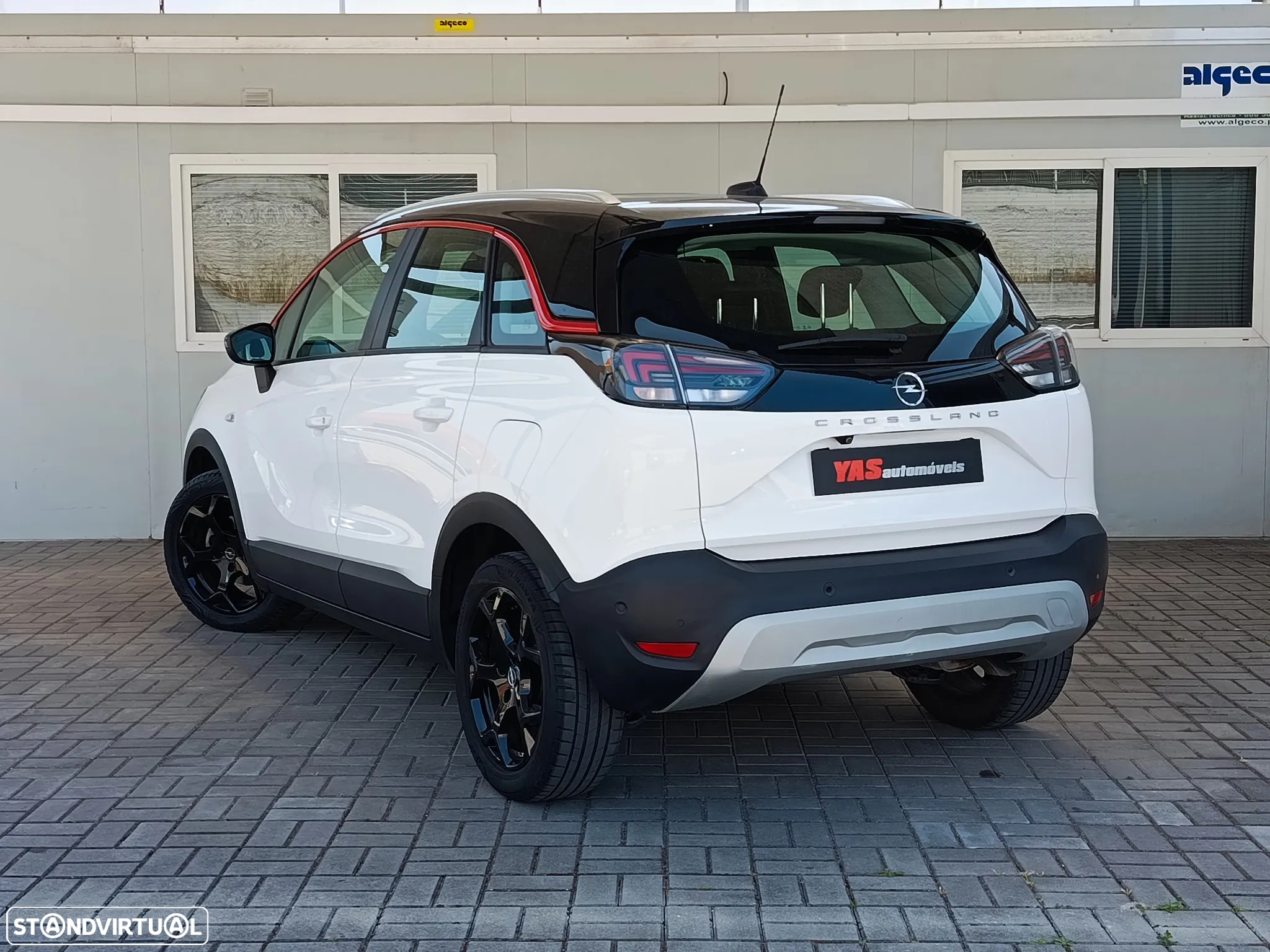 Opel Crossland X - 30