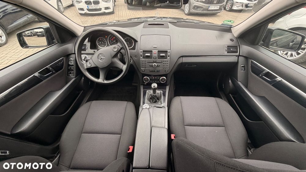 Mercedes-Benz Klasa C 220 CDI DPF Elegance - 6