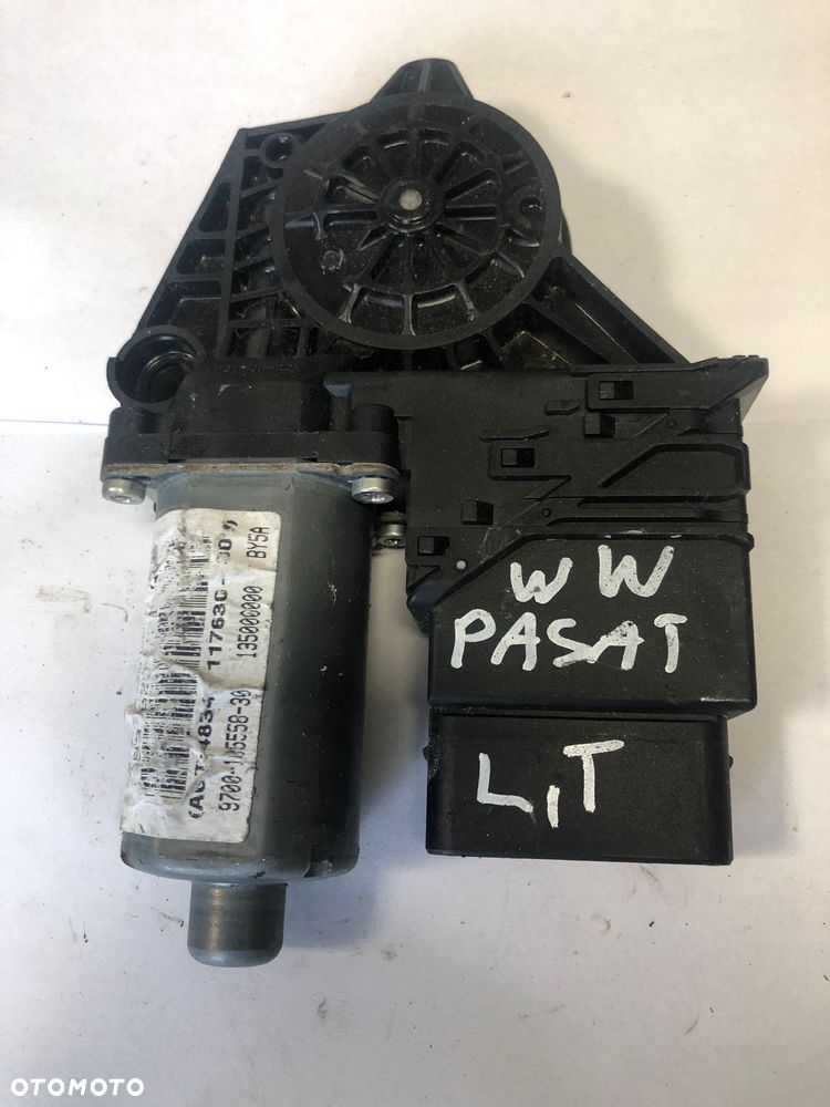 Silniczek Szyby Lewy Tył VW Passat B5 FL F005S00059