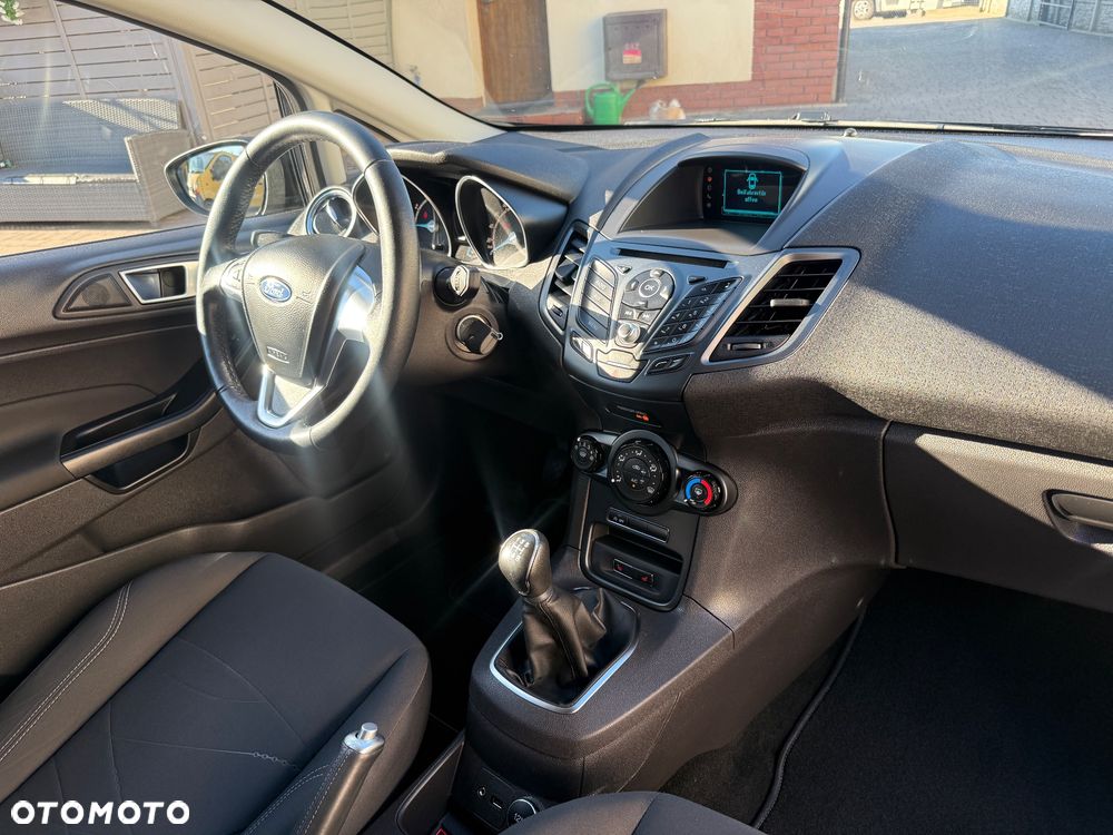 Ford Fiesta 1.0 EcoBoost STart-Stop ST-LINE - 19