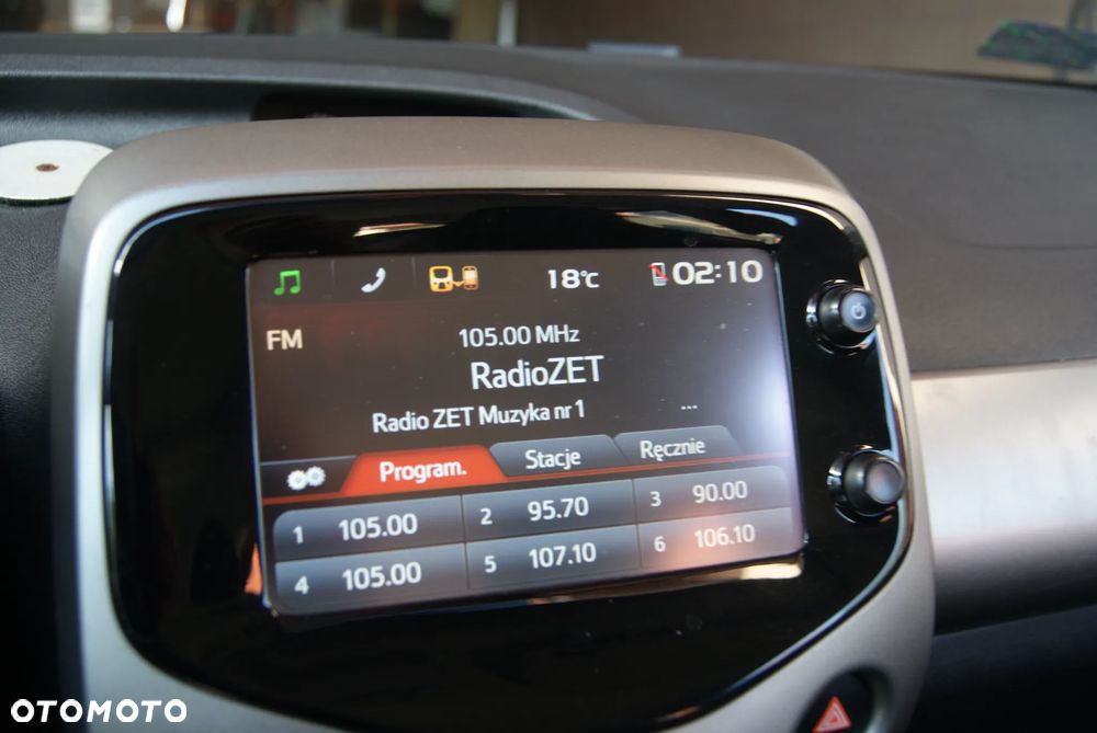 Toyota Aygo x-clusiv - 16