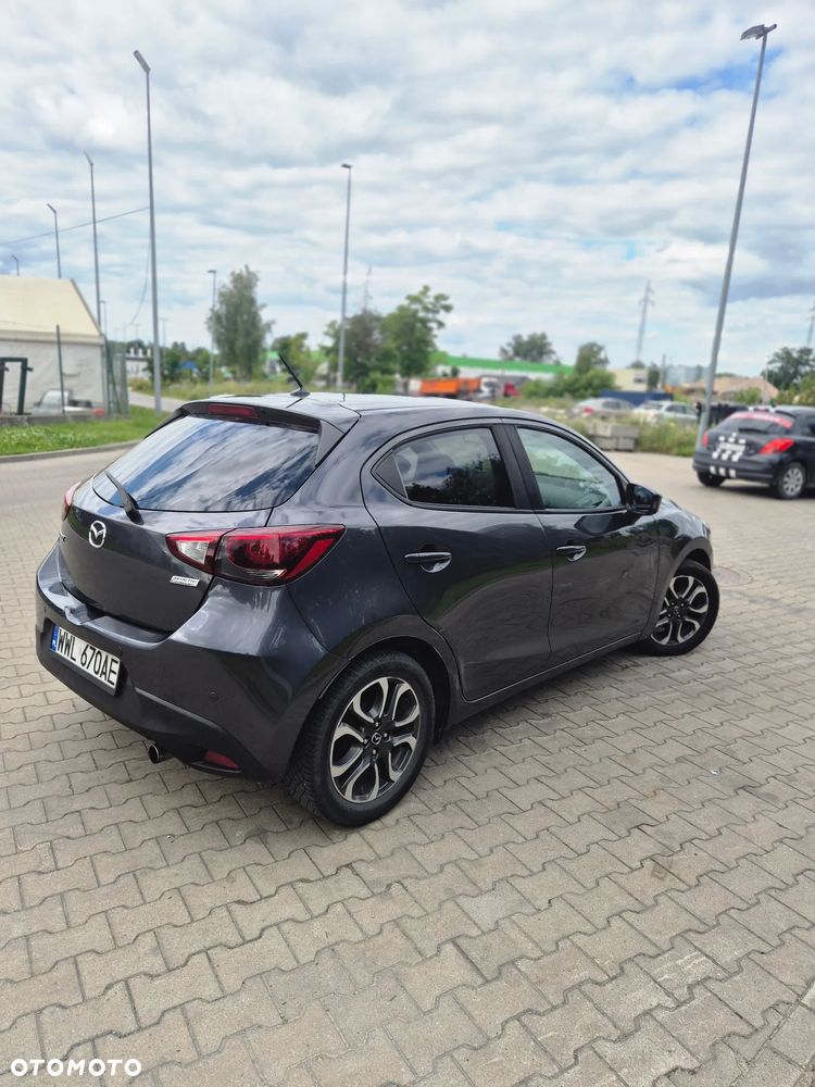 Mazda 2 - 6