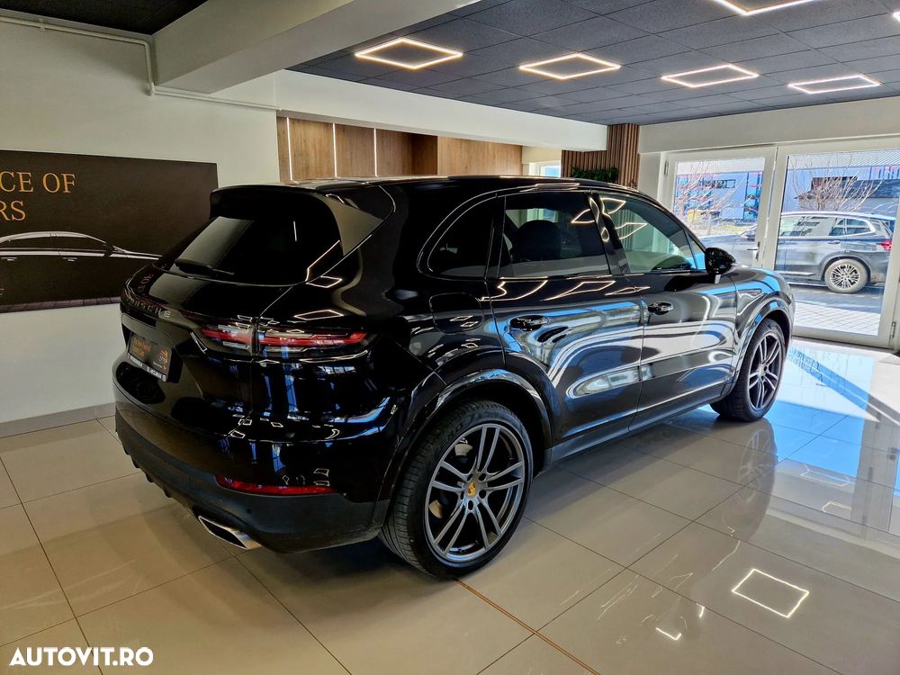 Porsche Cayenne Tiptronic S - 9