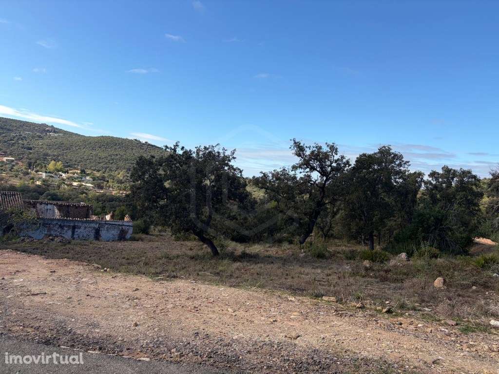 Terreno de 12.000m² com Projeto Aprovado para Moradia e Piscina na ... - Grande imagem: 4/21