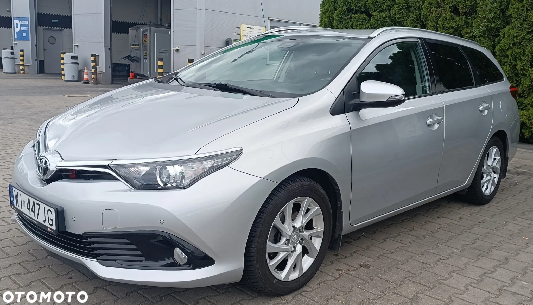 Toyota Auris - 2