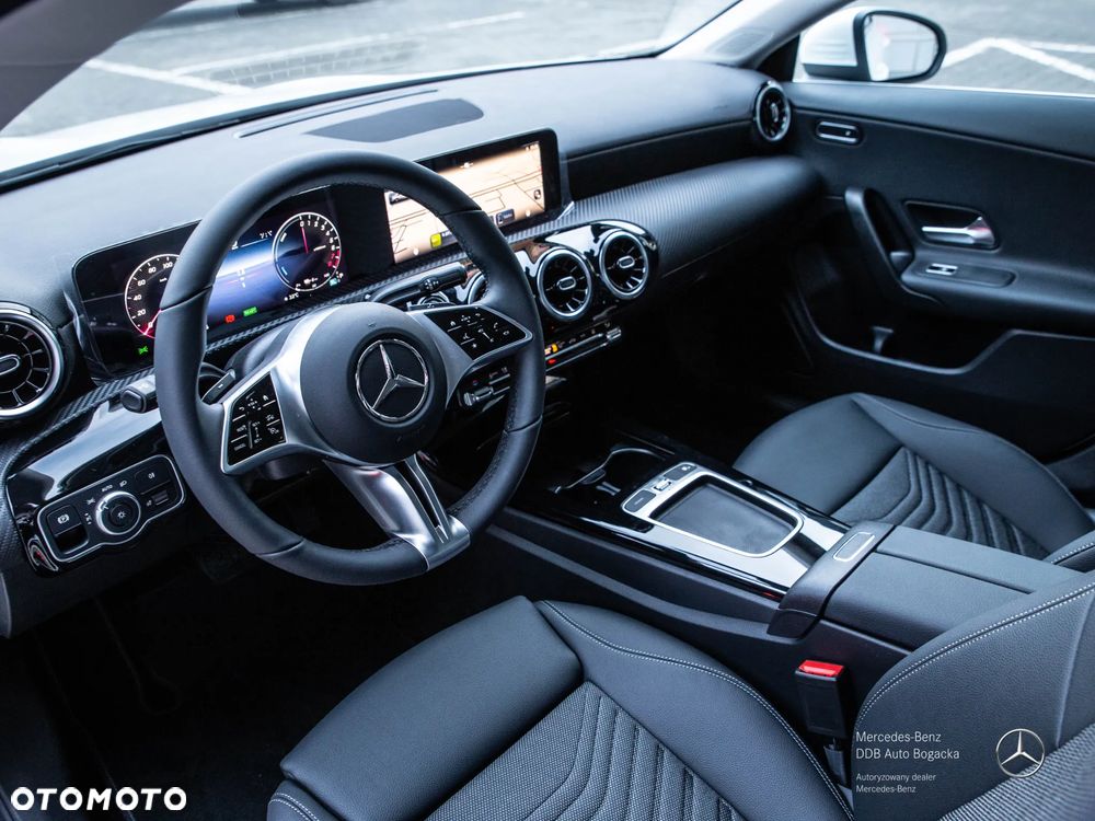 Mercedes-Benz CLA 250 e PHEV 8G-DCT - 7