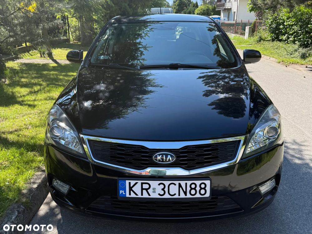Kia Ceed 1.4 Comfort + - 6