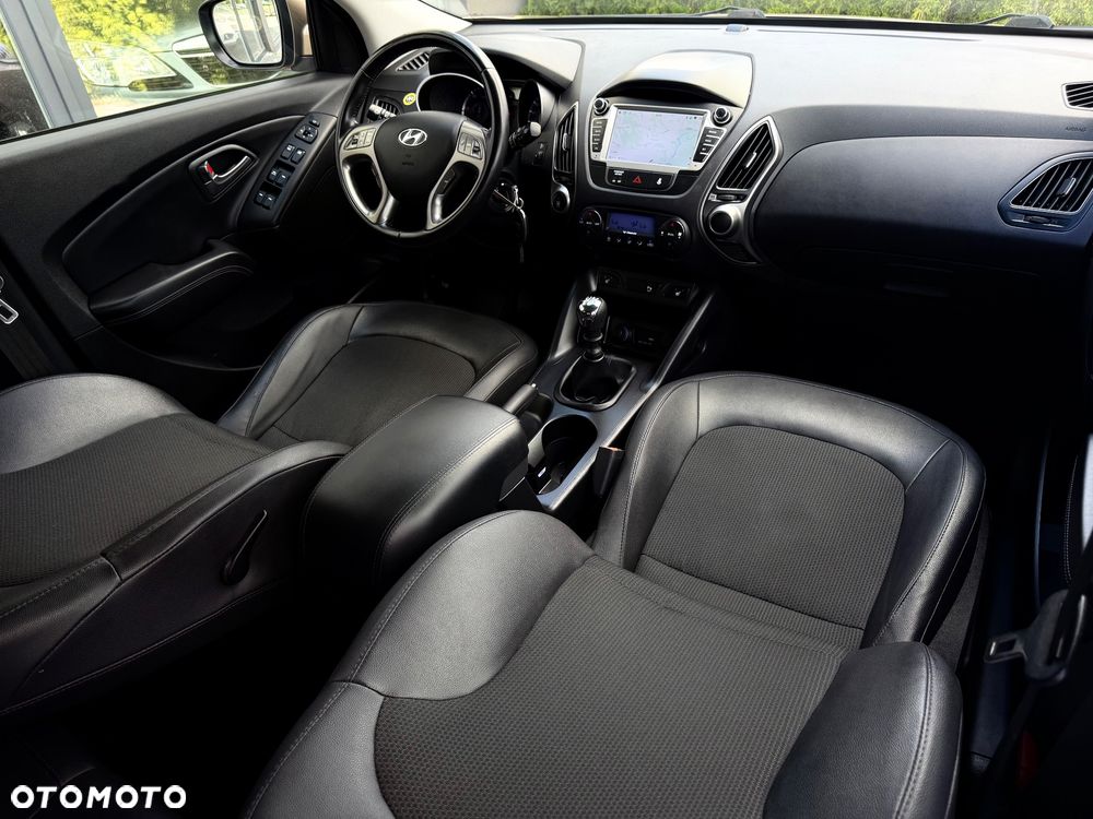Hyundai ix35 1.7 CRDi 2WD Fifa World Cup Edition - 22