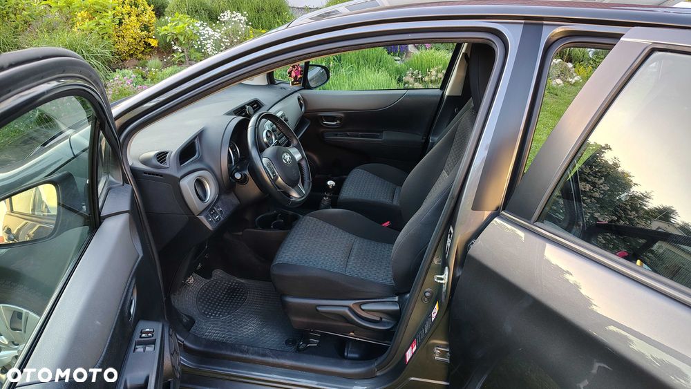 Toyota Yaris - 7