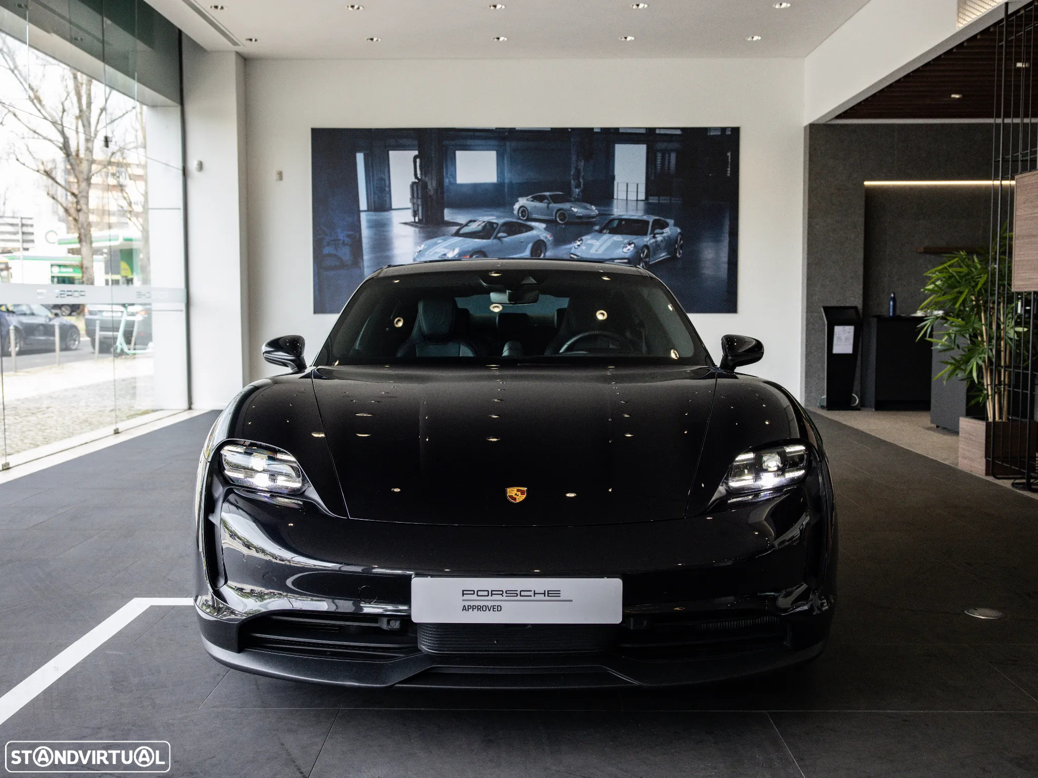 Porsche Taycan 4S - 15