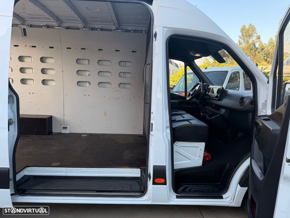 Mercedes-Benz Sprinter 317 CDI C/IVA Dedutível - 17