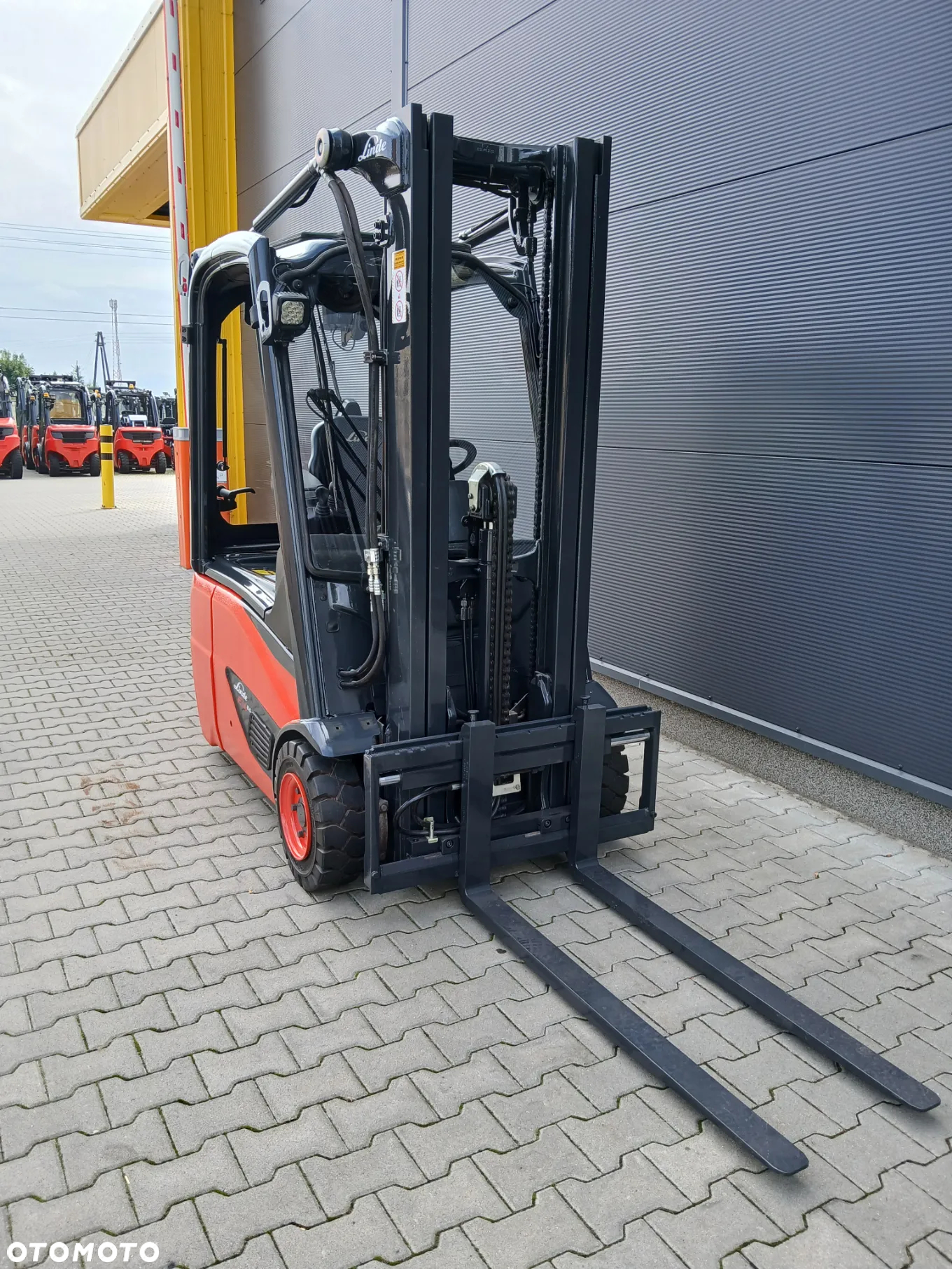 Linde E14-02 - 3