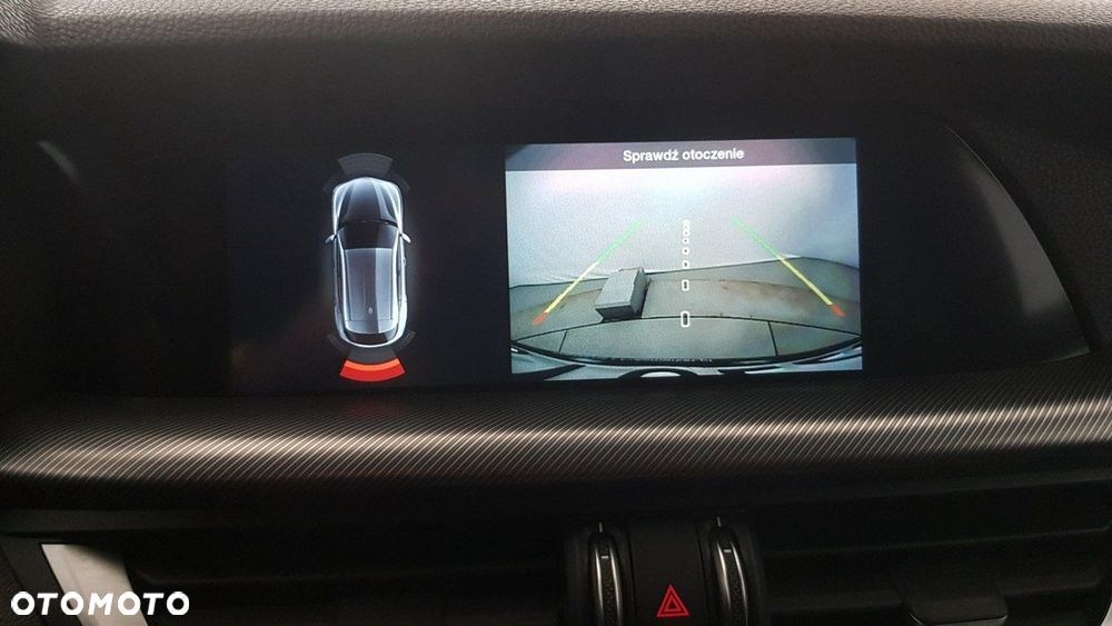 Alfa Romeo Stelvio - 28