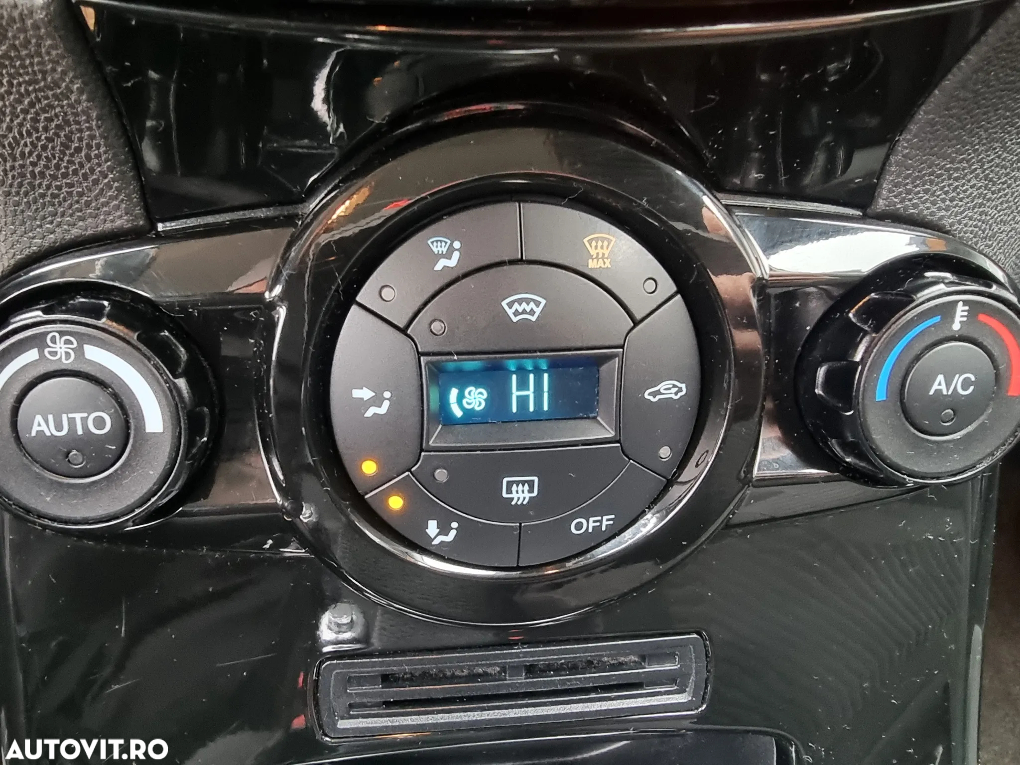 Ford Fiesta 1.6 TDCi DPF Titanium - 7