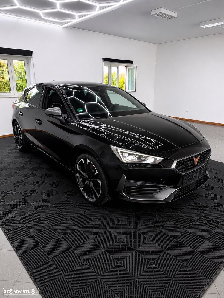 Cupra Leon 1.4 e-Hybrid MID DSG - 2