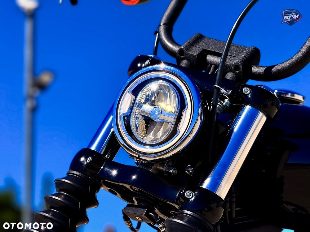 Harley-Davidson Softail Street Bob - 18