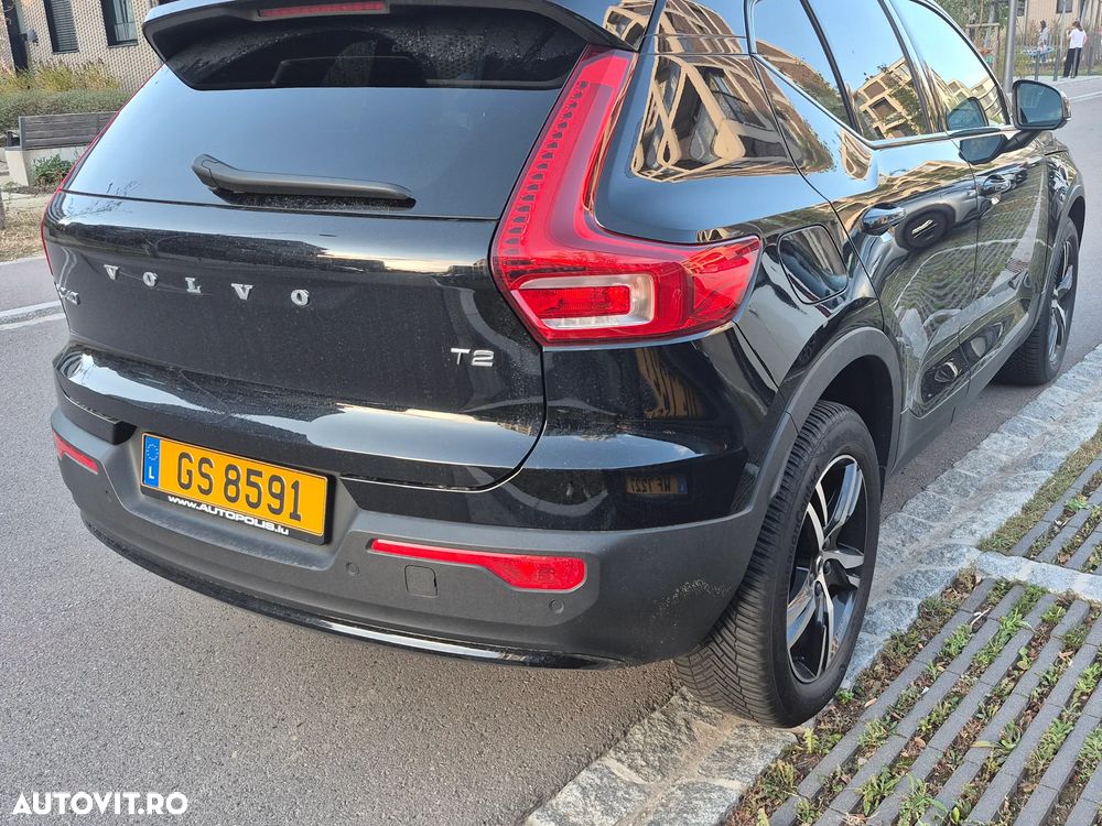 Volvo XC 40 T2 Plus Dark - 4