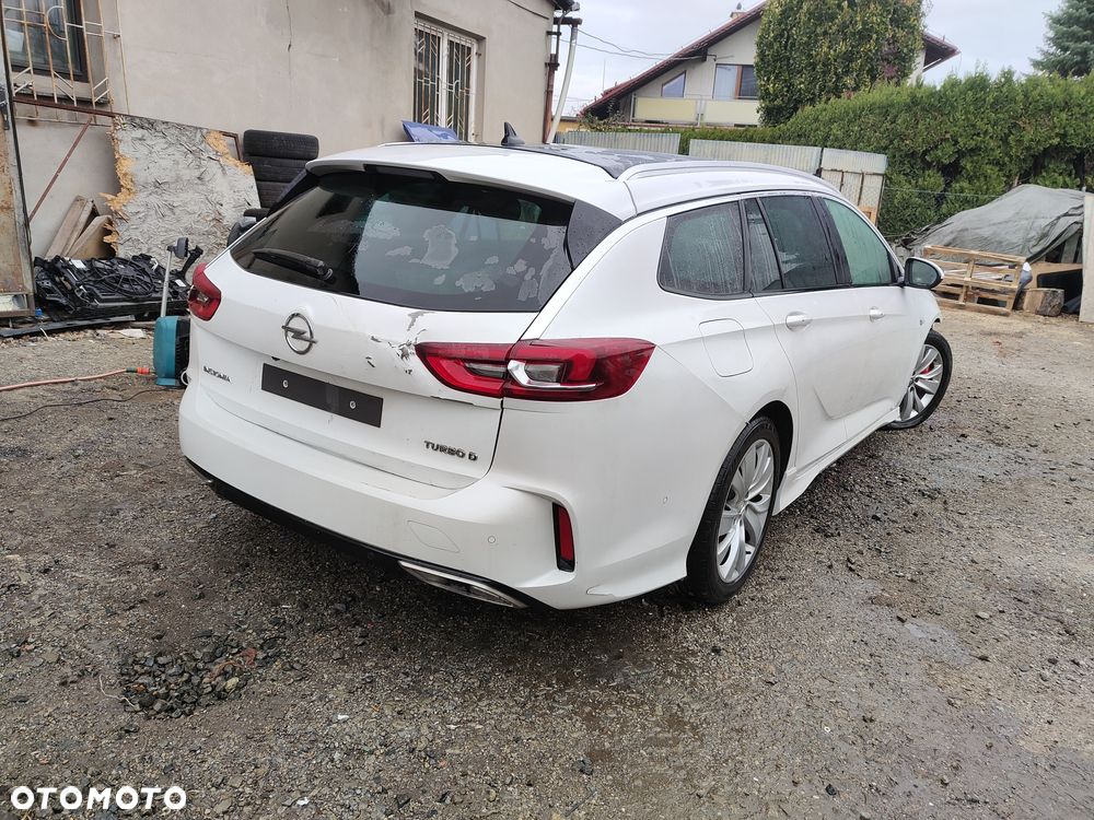 Opel Insignia - 40