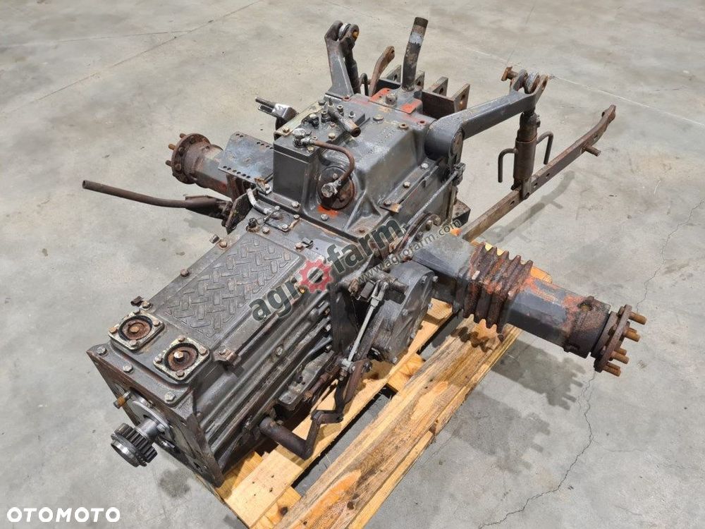 Tylny most Renault 65-14 7700609483 - 1