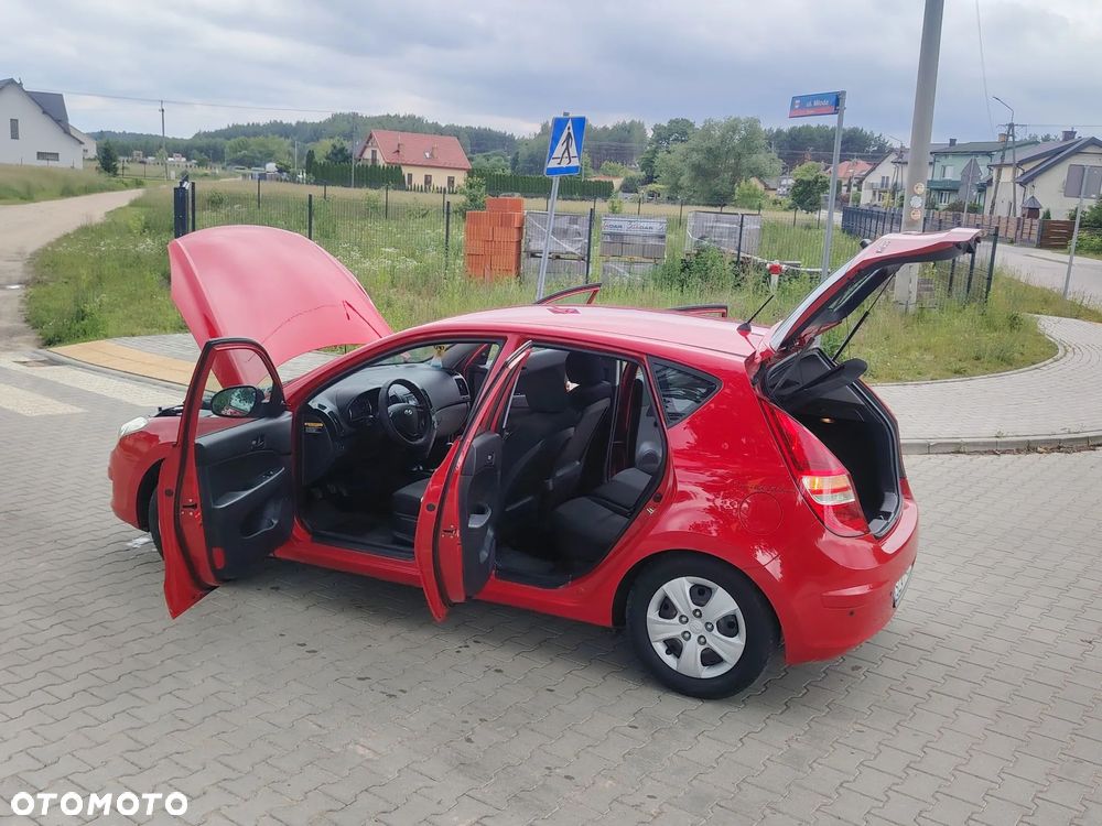 Hyundai i30 - 23