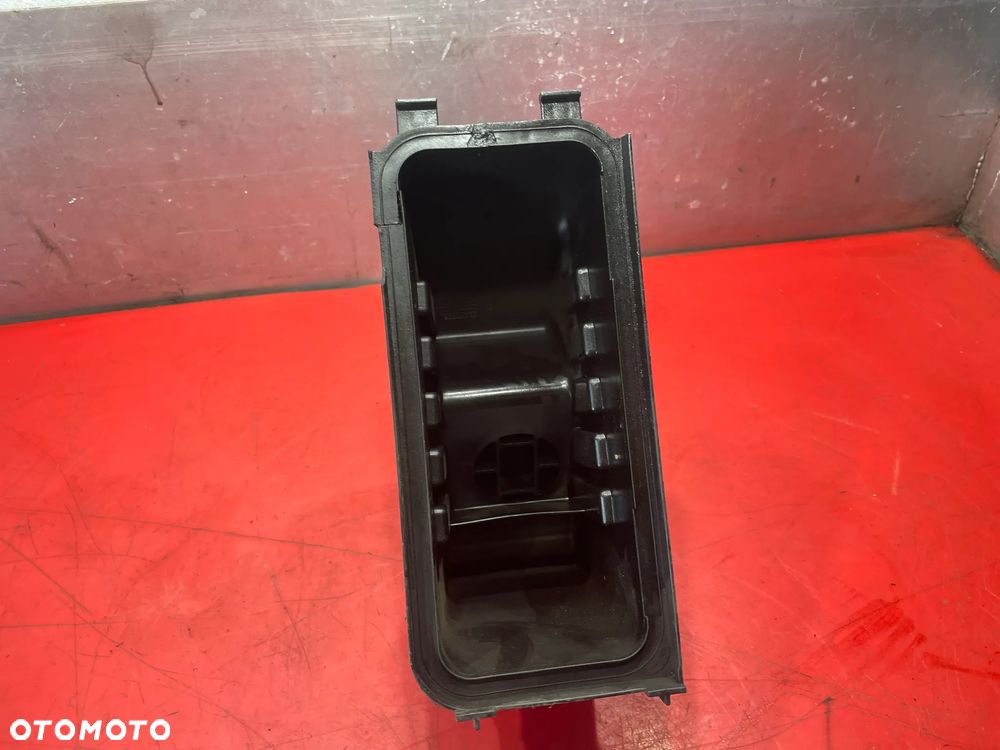 TOYOTA HILUX AVENSIS  obudowa filtra powietrza  10W-40 4,0 Litra  RZEPŁYWOMIERZ 222040N010 - 3