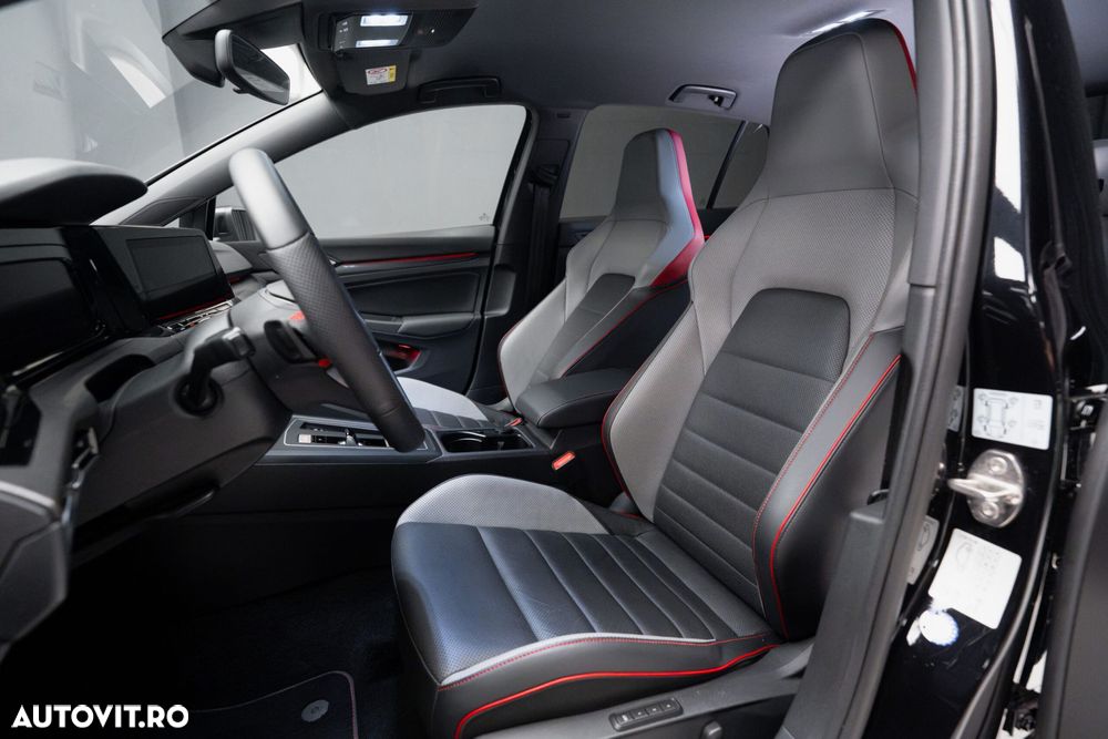 Volkswagen Golf - 29