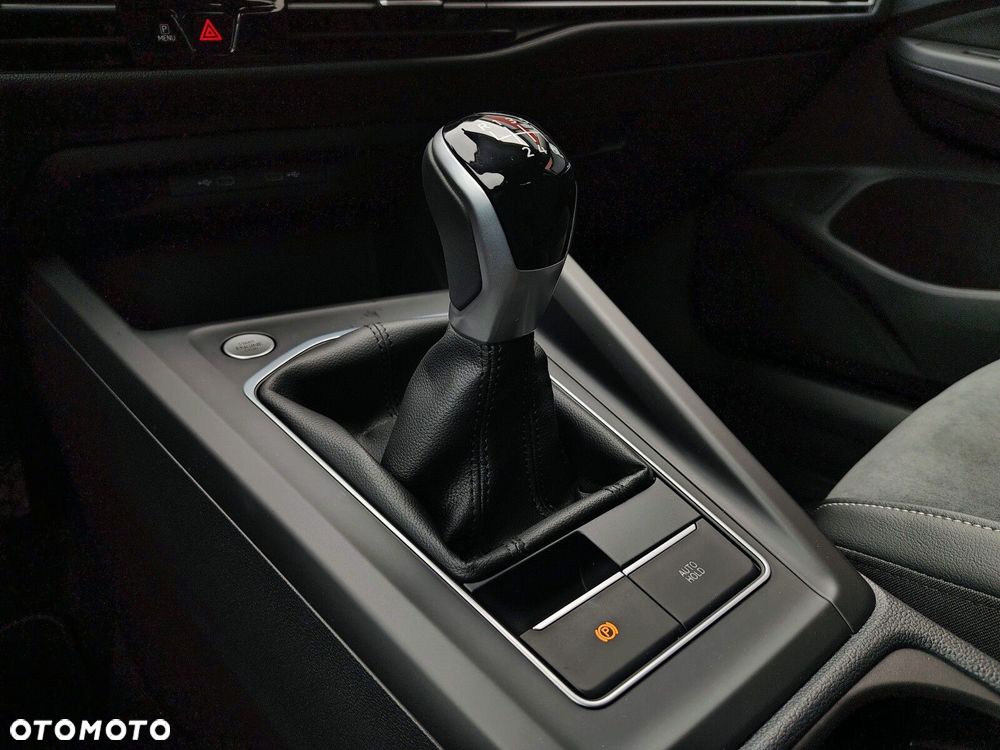 Volkswagen Golf Variant - 18