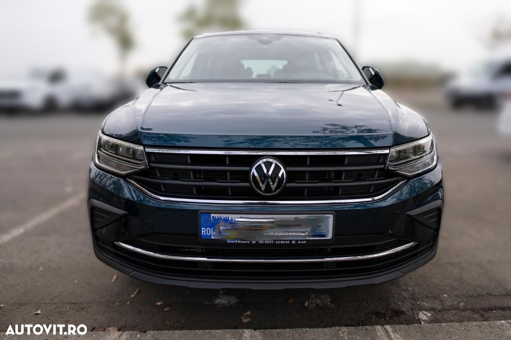 Volkswagen Tiguan - 10