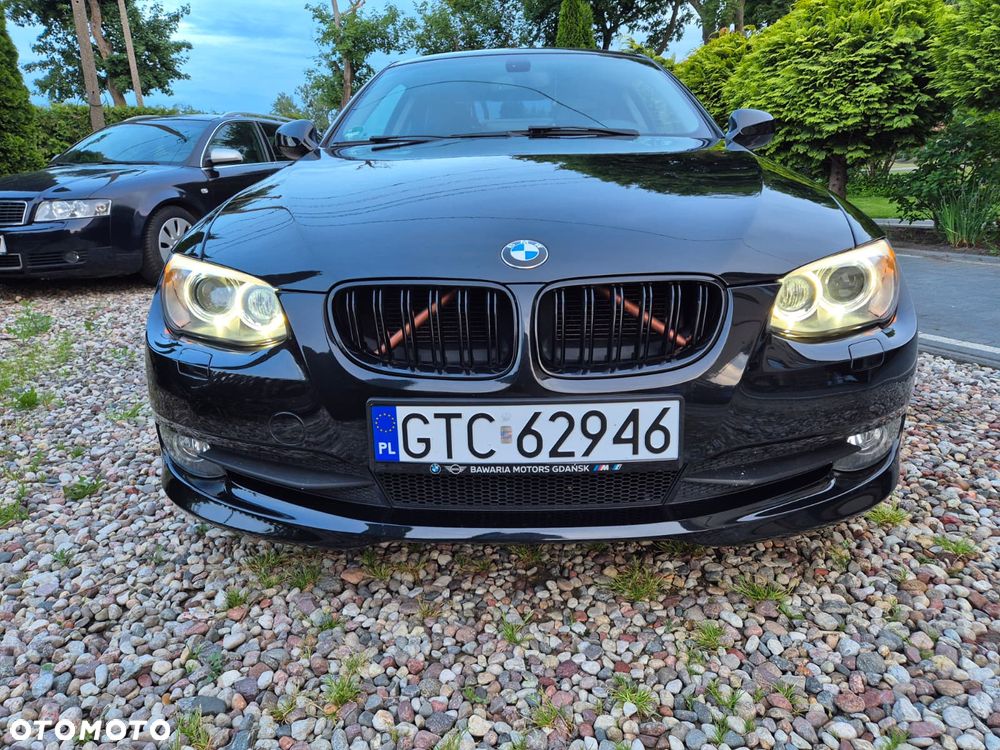 BMW Seria 3 320i - 9