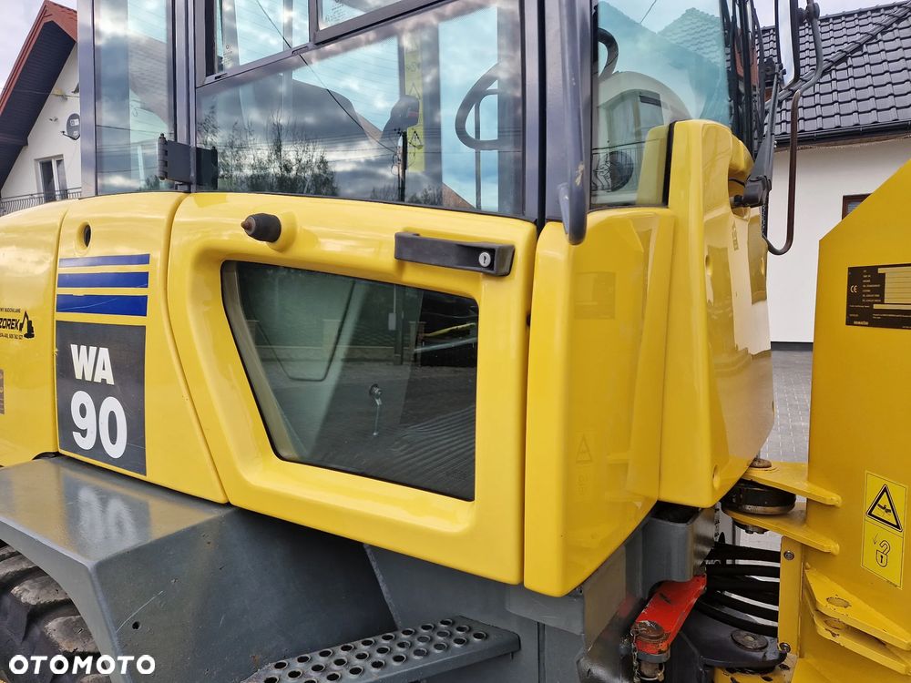 Komatsu WA90-3H - 18
