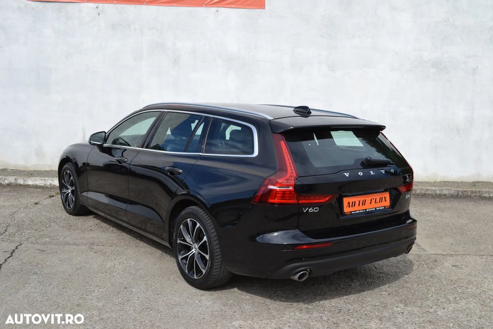 Volvo V60 B4 D Geartronic Momentum Pro - 4