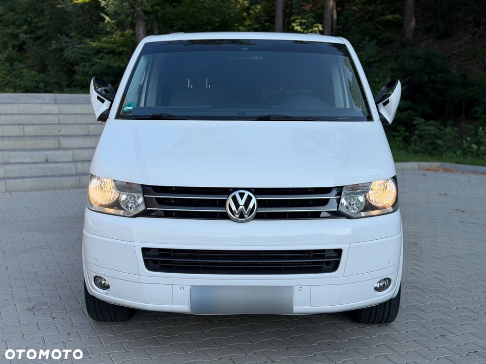 Volkswagen Multivan - 1