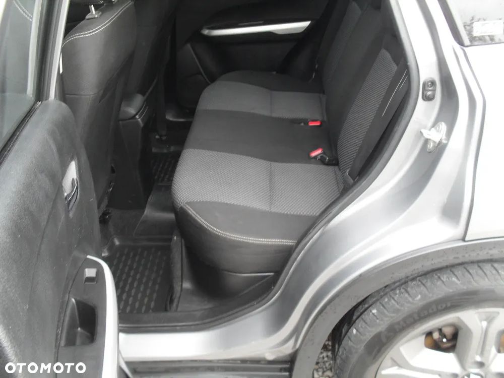 Suzuki Vitara 1.6 Comfort 4WD - 7