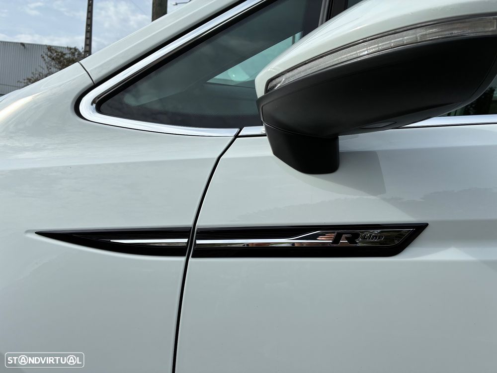 VW Touran 1.6 TDI R-Line - 20