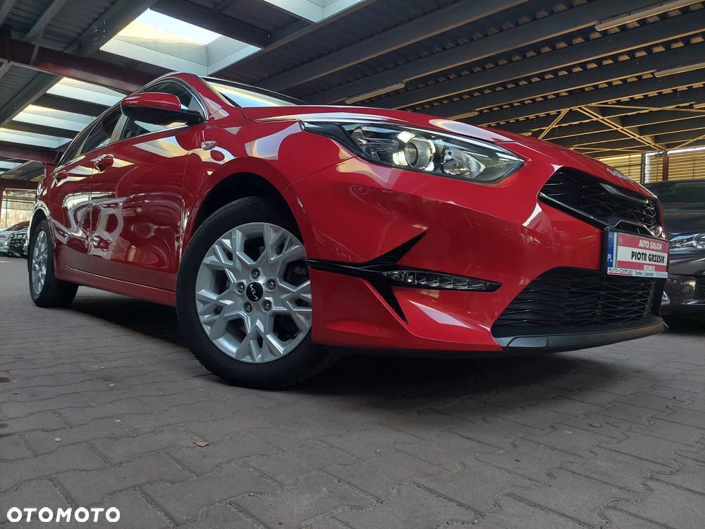Kia Ceed 1.5 T-GDI M - 30