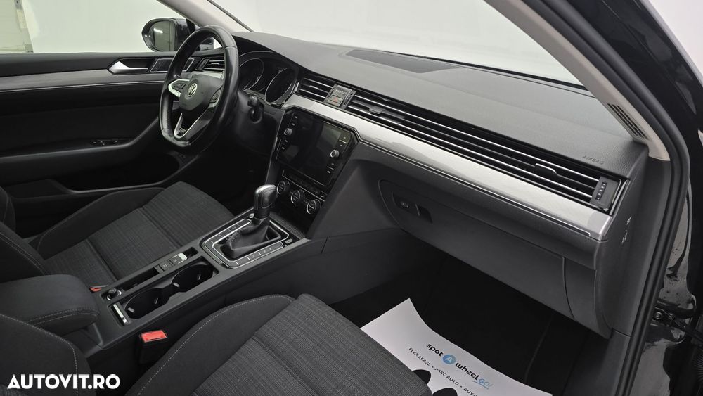 Volkswagen Passat 2.0 TDI DSG Comfortline - 20