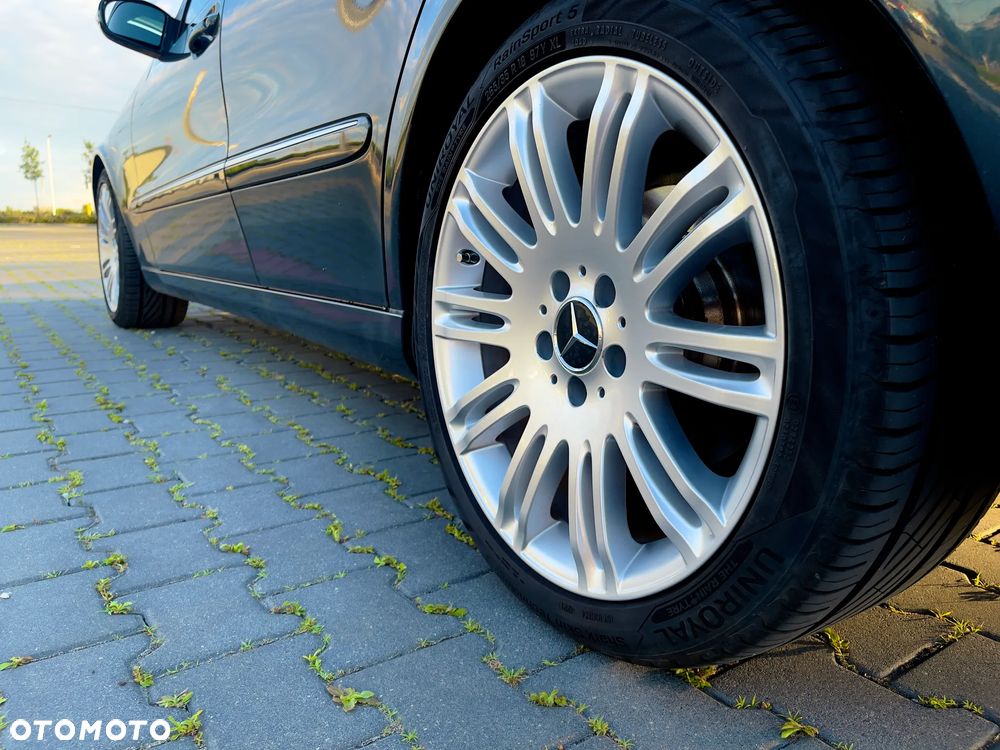 Mercedes-Benz Klasa E 320 CDI Elegance - 17