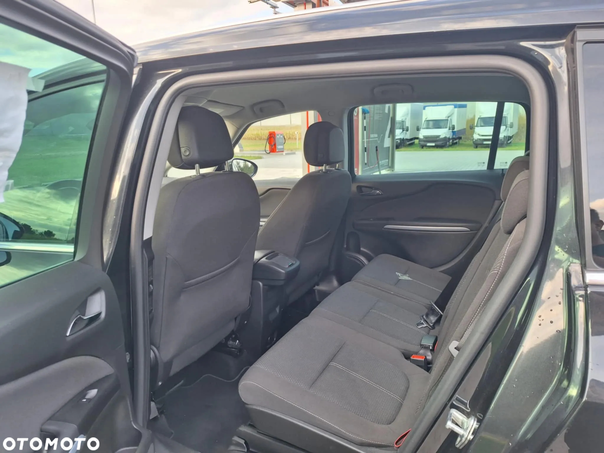 Opel Zafira - 11
