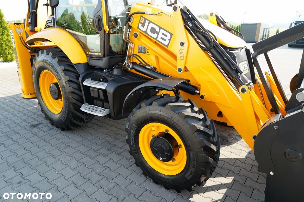 JCB 3CX / KOPARKO-ŁADOWARKA / FABRYCZNIE NOWA / 0 MTH - 24