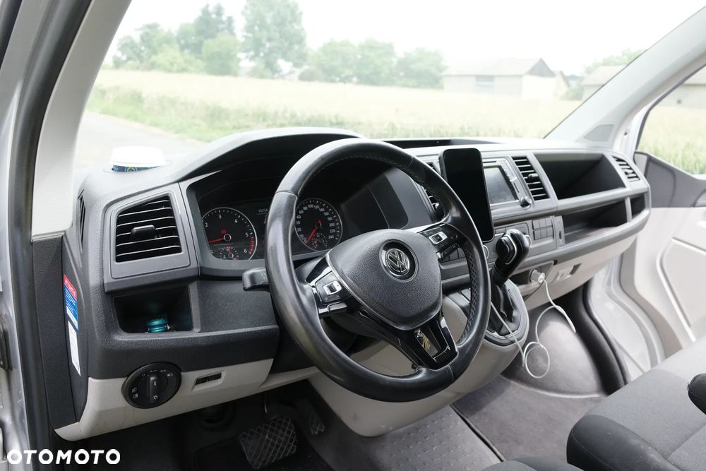 Volkswagen Transporter DSG Lang - 10