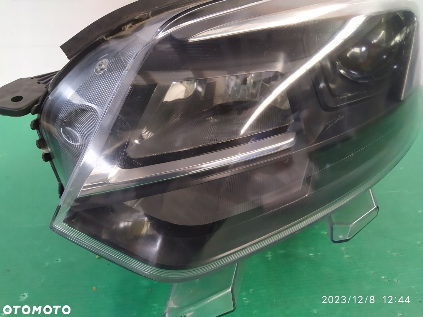 LAMPA PRZÓD LEWA OPEL VIVARO C III 3 ZAFIRA D LIFE 9832837680 - 2