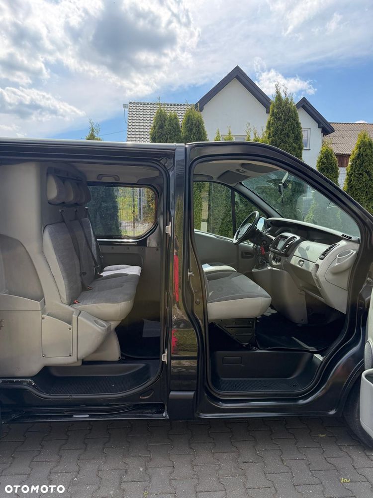 Renault Trafic - 18